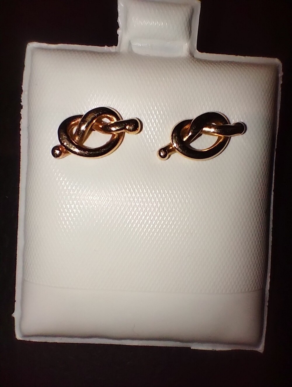 14kt Gold Knot Stud Earrings